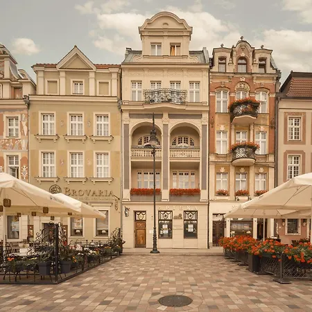 Stary Rynek 75 Old Town